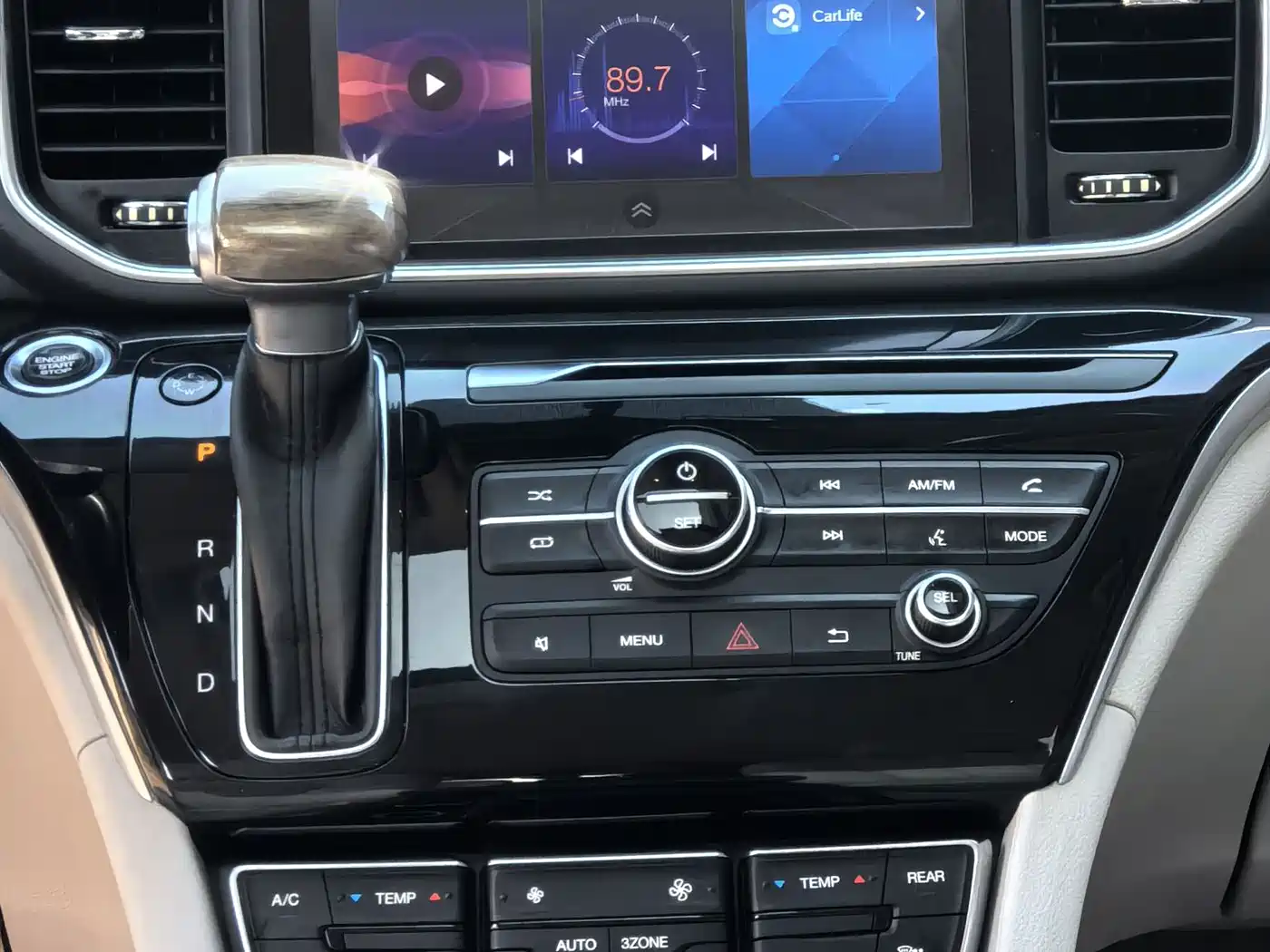 GAC Trumpchi Trumpchi M8 2018 320T Exclusive Edition фото 12