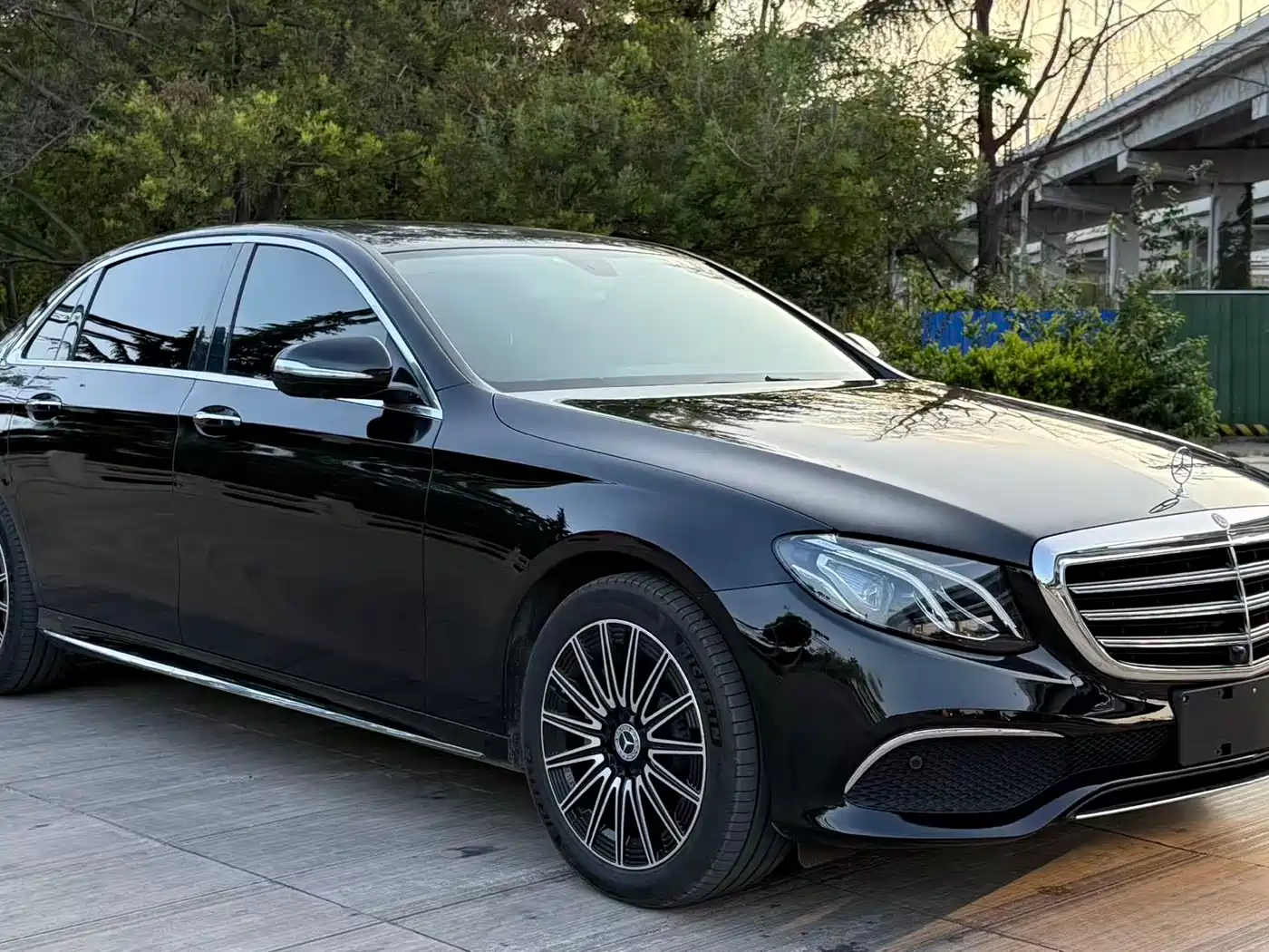 Mercedes-Benz E-Class 2019 Facelift E 300 L Sport Luxury фото 3