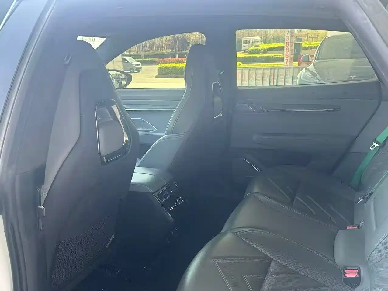 ZEEKR EXTREME KRYPTON 001