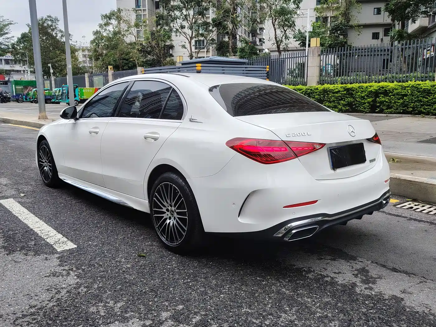 MERCEDES-BENZ C CLASS