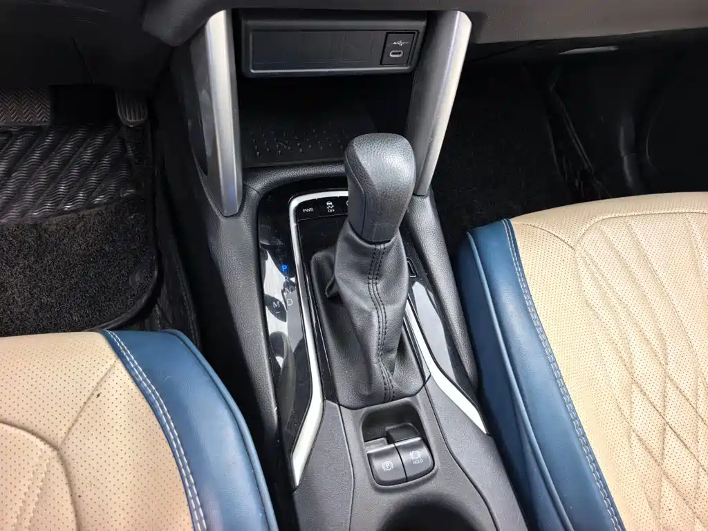 Photo 14 - Toyota Frontlander