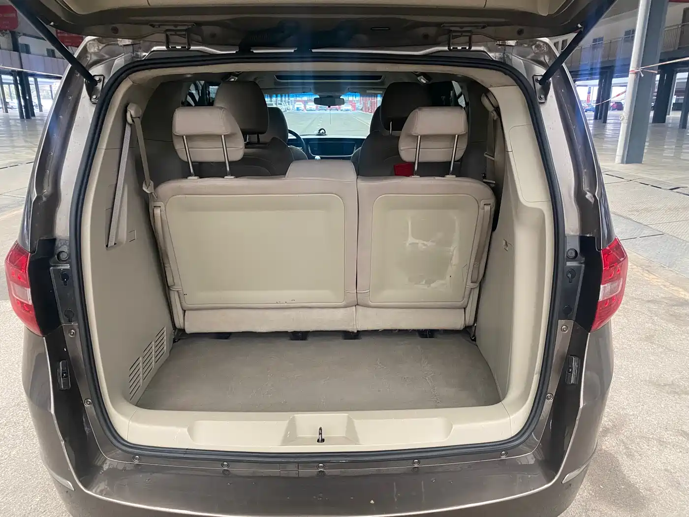 Buick GL8 2014 2.4L CT Luxury Business Comfort фото 10
