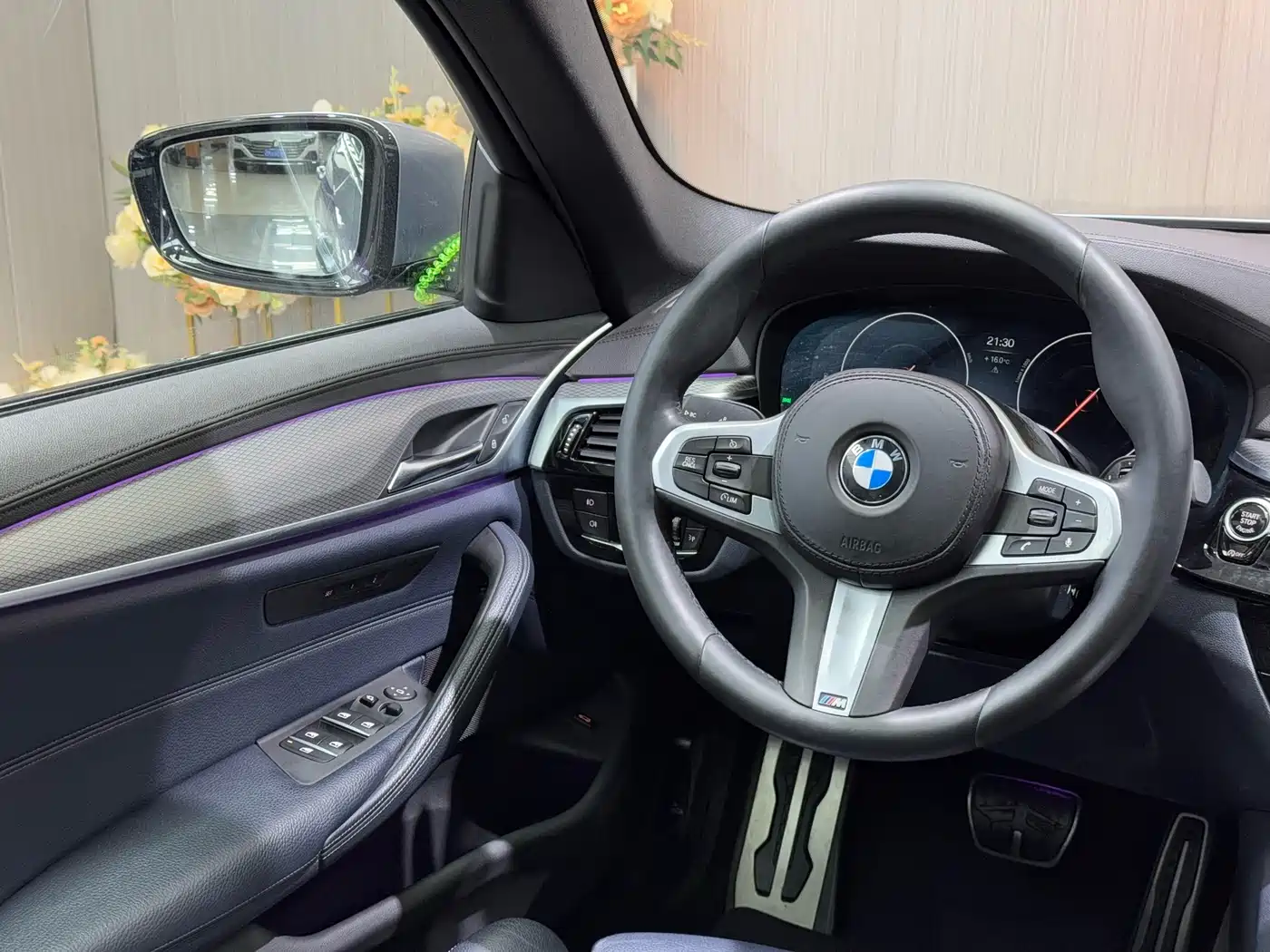 BMW 5 Series (Import) 2019 525i M Sport Package фото 9