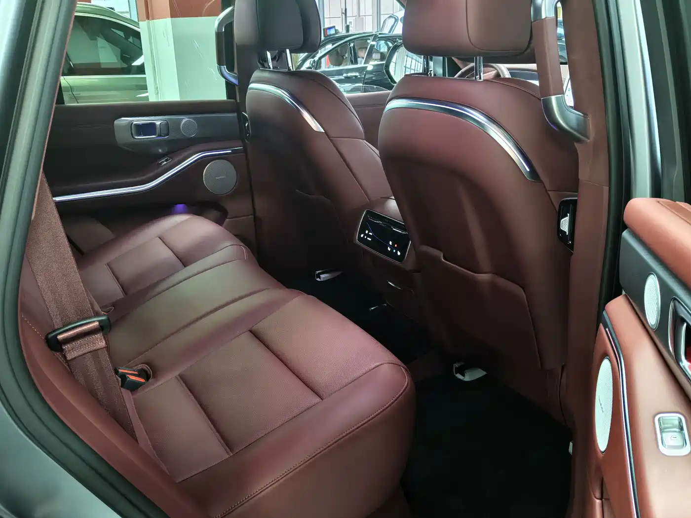 TANK TANK 700 NEW ENERGY