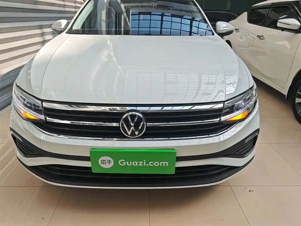 Volkswagen Bora 2025 Facelift 200TSI DSG Navigation Edition фото 3