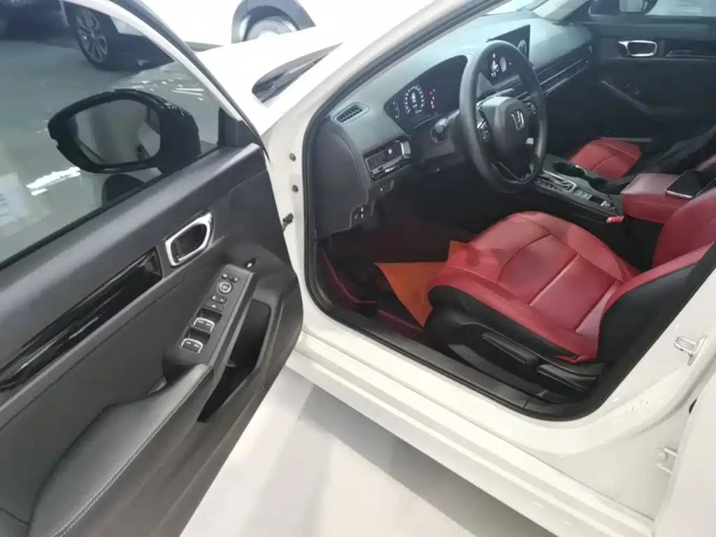 Honda Civic 2024 2023 240TURBO CVT Dynamic Edition