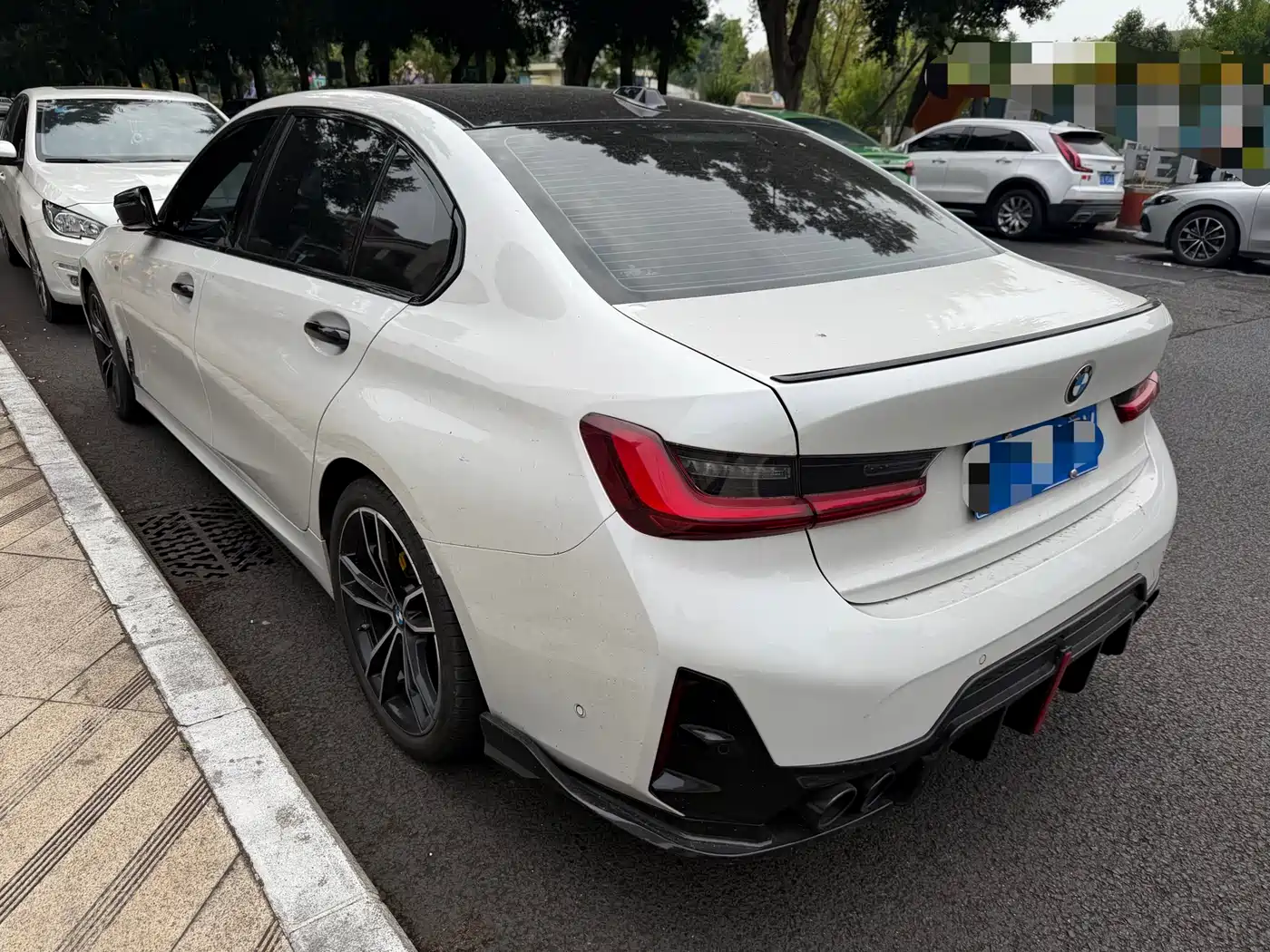 BMW 3-SERIES