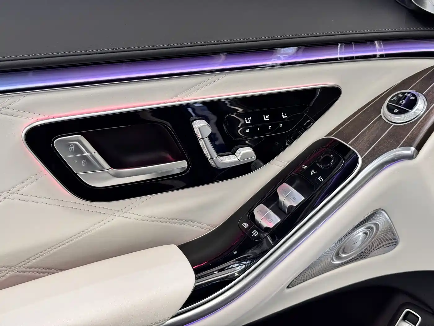 Фото 8 - Mercedes-Benz Maybach S-Class