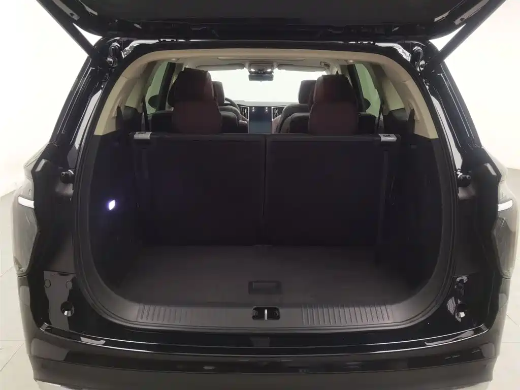 Hongqi HS7 2023 2.0T Automatic 4WD Flag Leader Edition (6-seater) фото 16