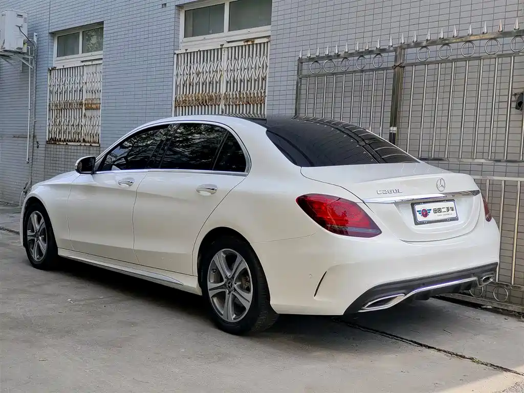 Mercedes-Benz C-Class 2020 C 260 L Sport фото 4