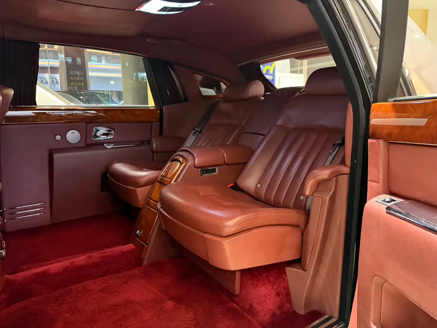 Фото 7 - Rolls-Royce Phantom