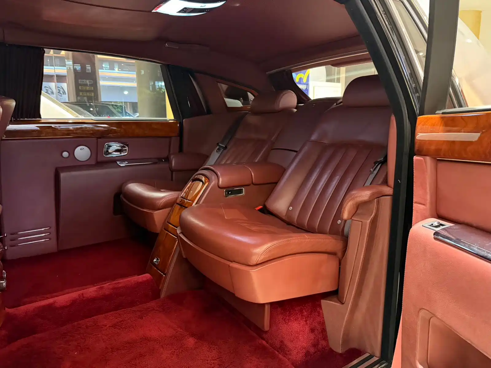 Фото 7 - Rolls-Royce Phantom