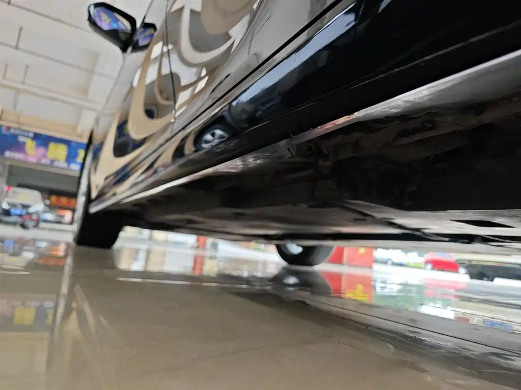 Toyota Camry 2018 2.5G Luxury Edition фото 22