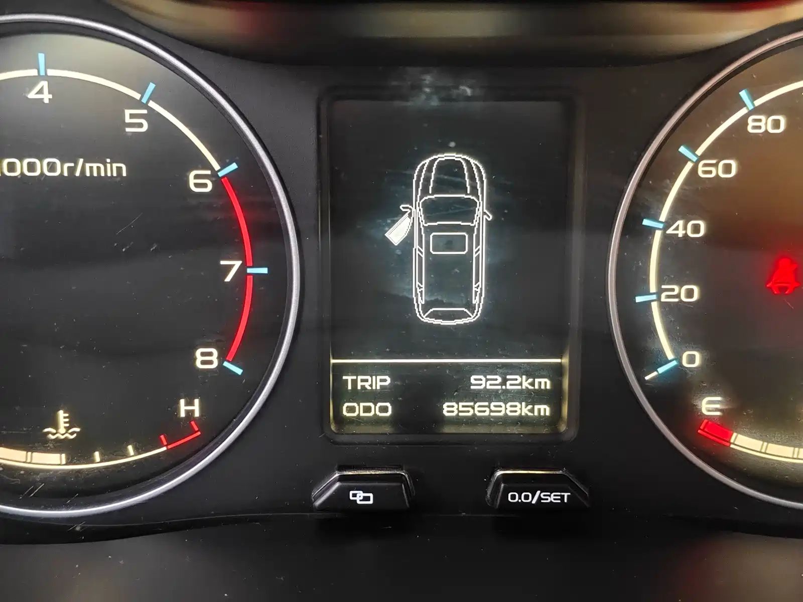 صورة 6 - Geely Emgrand X6