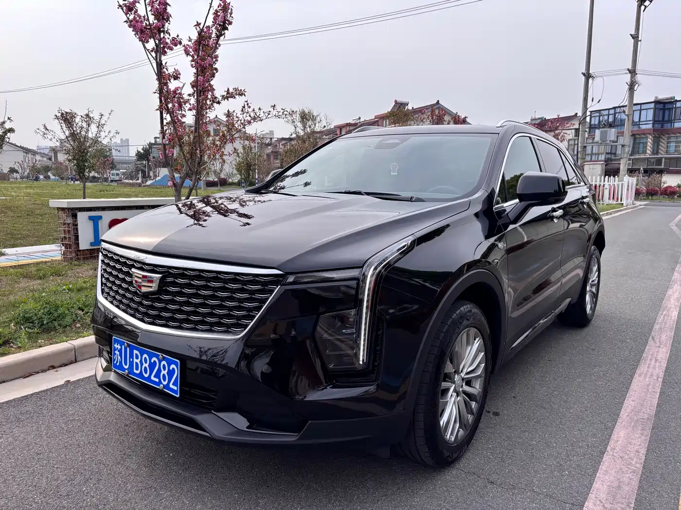 CADILLAC XT4