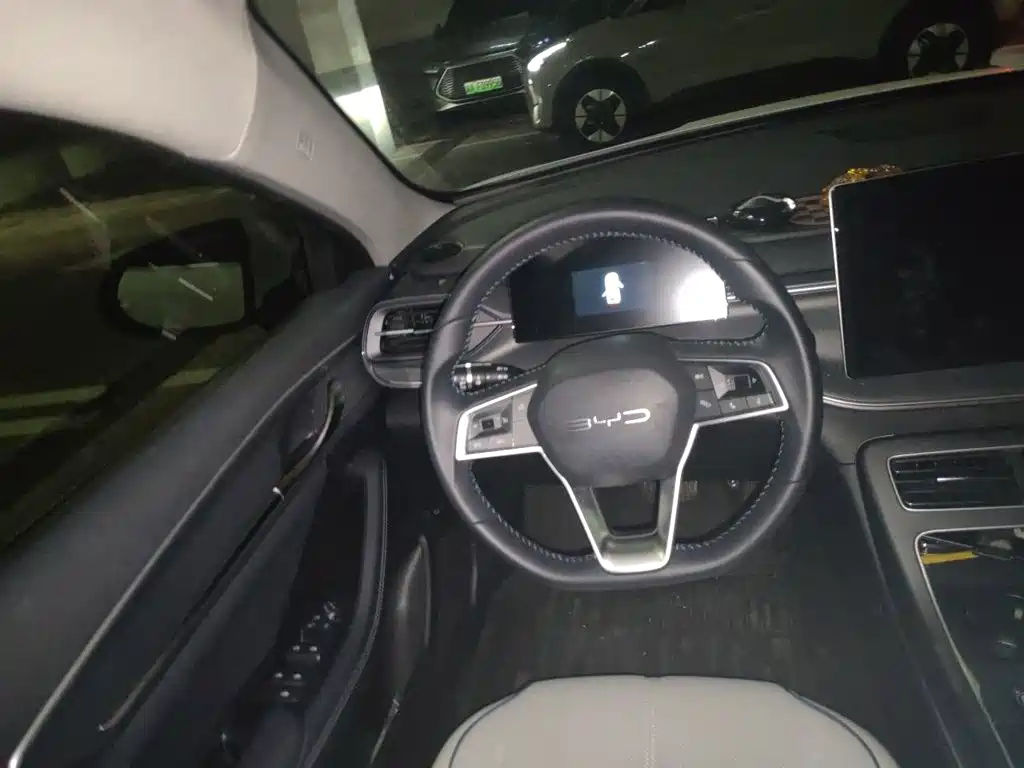 BYD Destroyer 05 2025 2024 Glory Edition DM-i 55KM Luxury