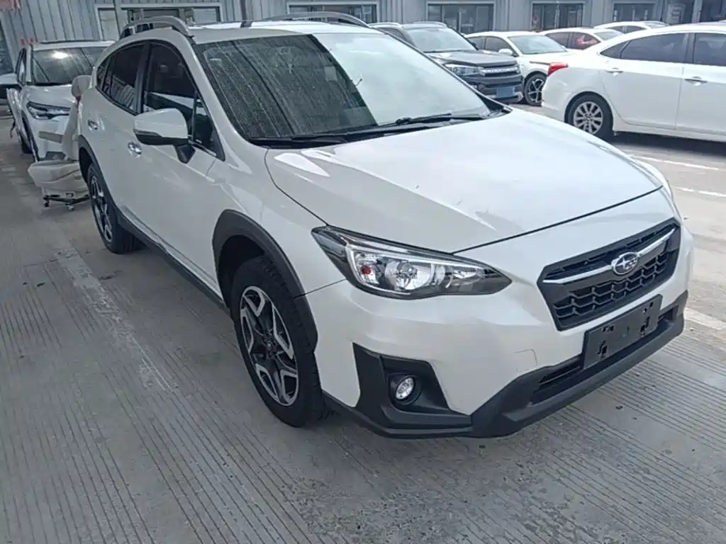 Фото 4 - Subaru XV