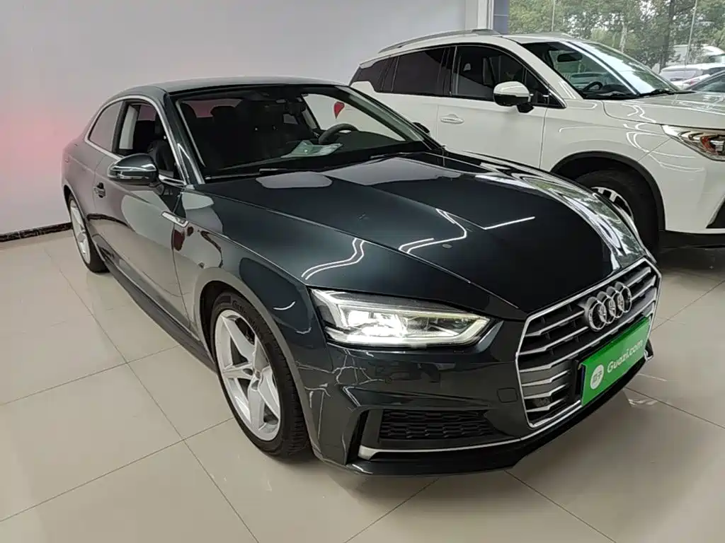 Фото 4 - Audi A5 (Import)