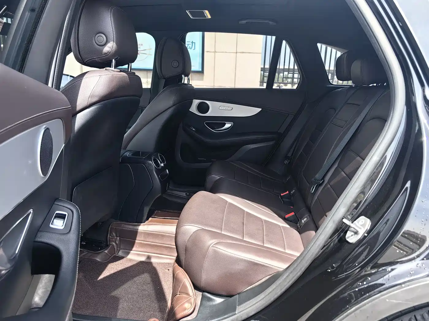 Mercedes-Benz GLC 2021 GLC 260 L 4MATIC Sporty фото 10