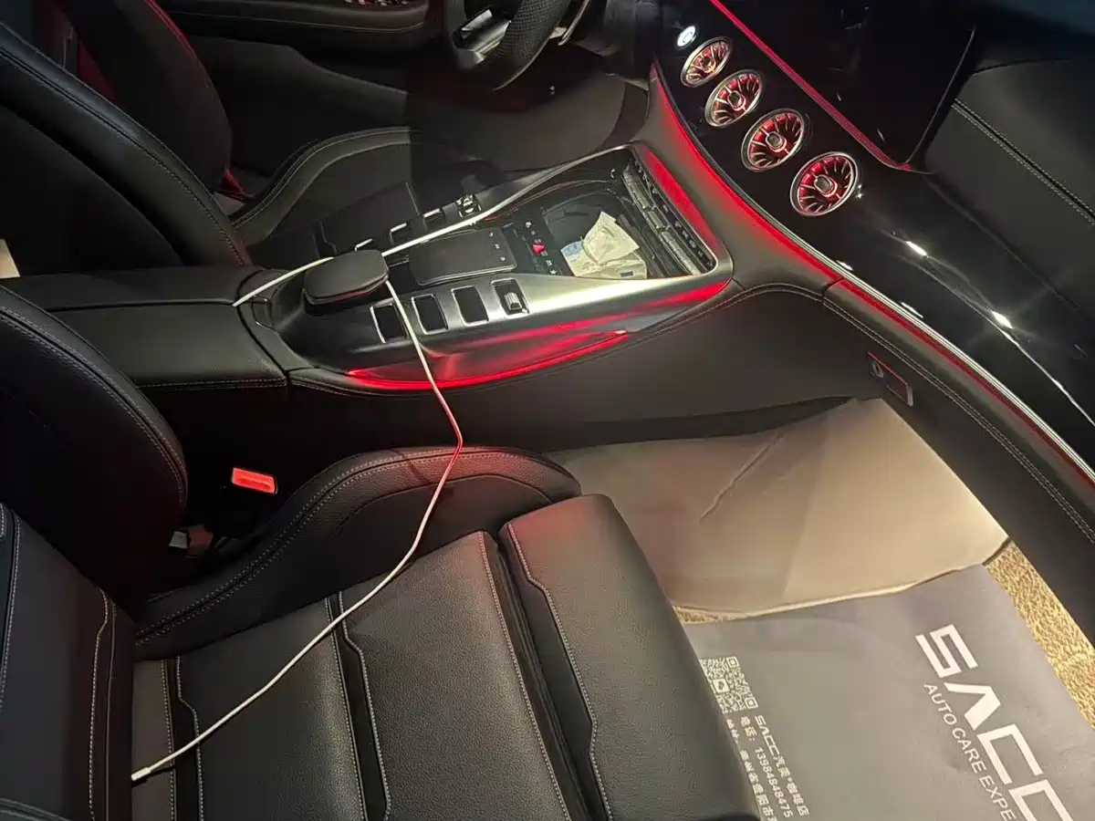 MERCEDES-BENZ AMG GT