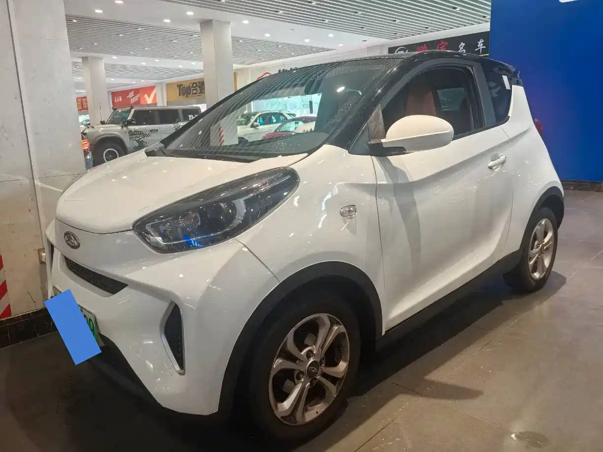 QQ New Energy Little Ant 2019 2018 400 4-Seater Premium Smart Edition