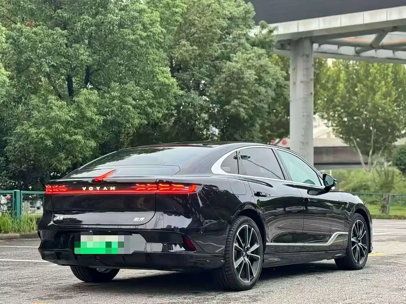 Voyah Auto VOYAH Zhuiguang 2024 PHEV AWD Ultra Long Range Flagship фото 7