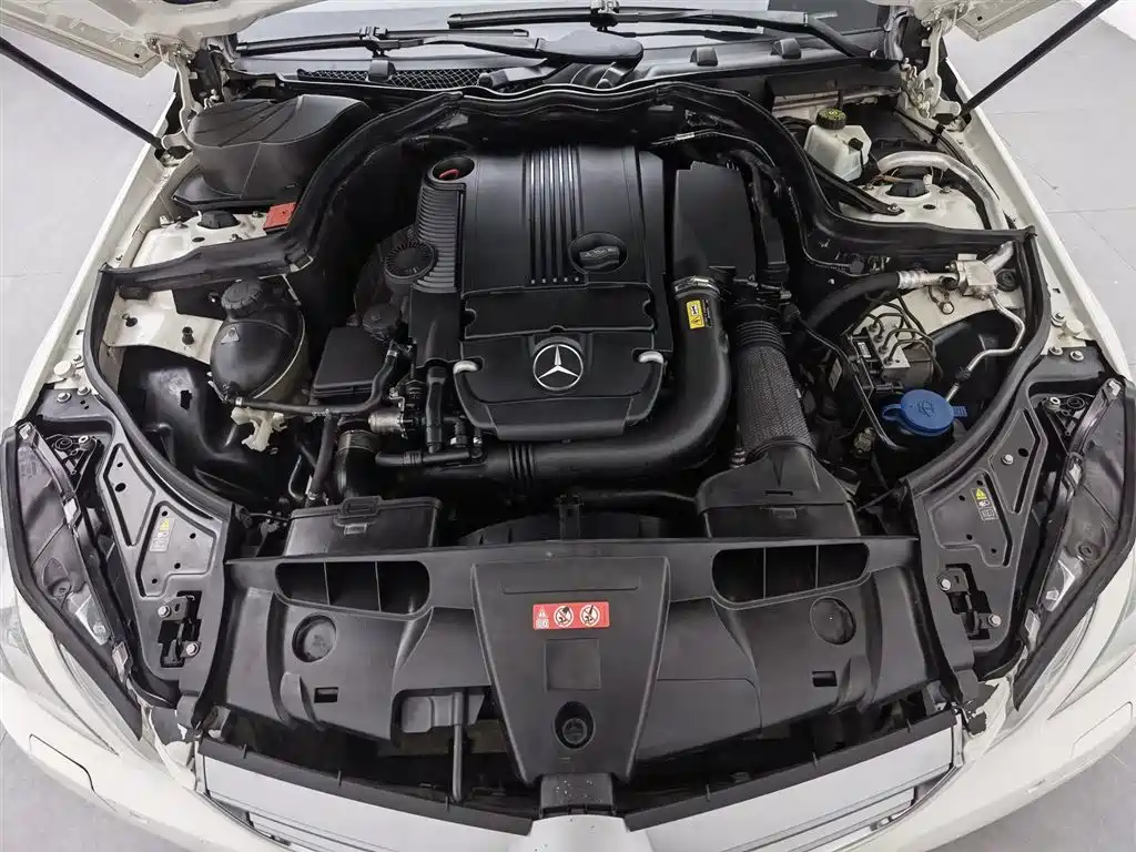 Mercedes-Benz E-Class (Import) 2011 E 260 CGI Coupe фото 6