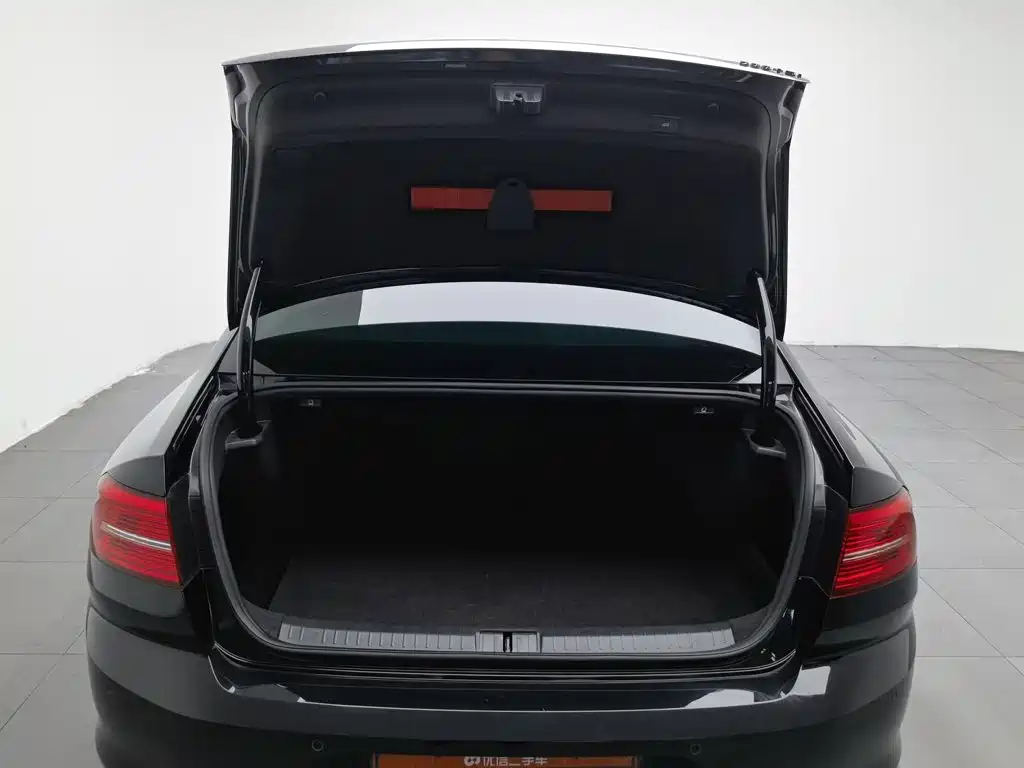 Photo 16 - Volkswagen Magotan