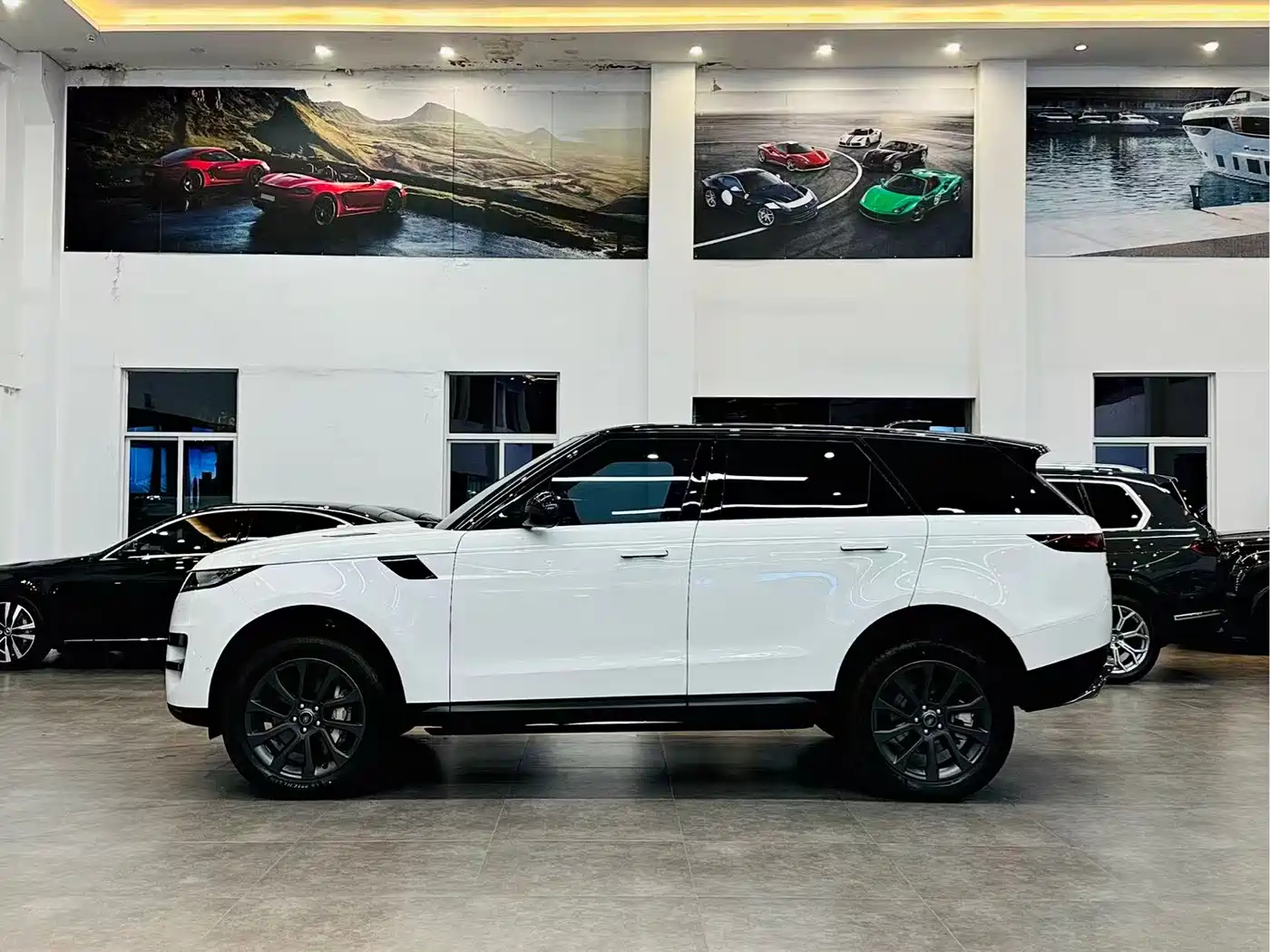 Land Rover Range Rover Sport 2023 360PS S фото 3