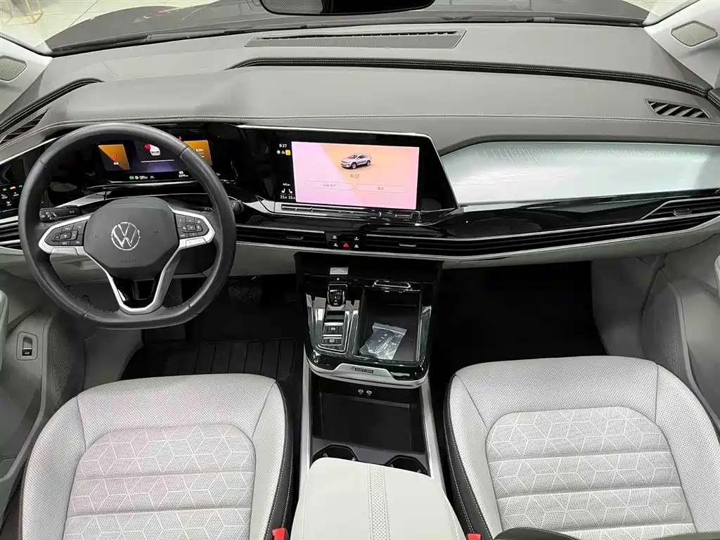 Volkswagen Talagon 2022 380TSI 4WD Luxury Premium Pro Edition 6-seater фото 2