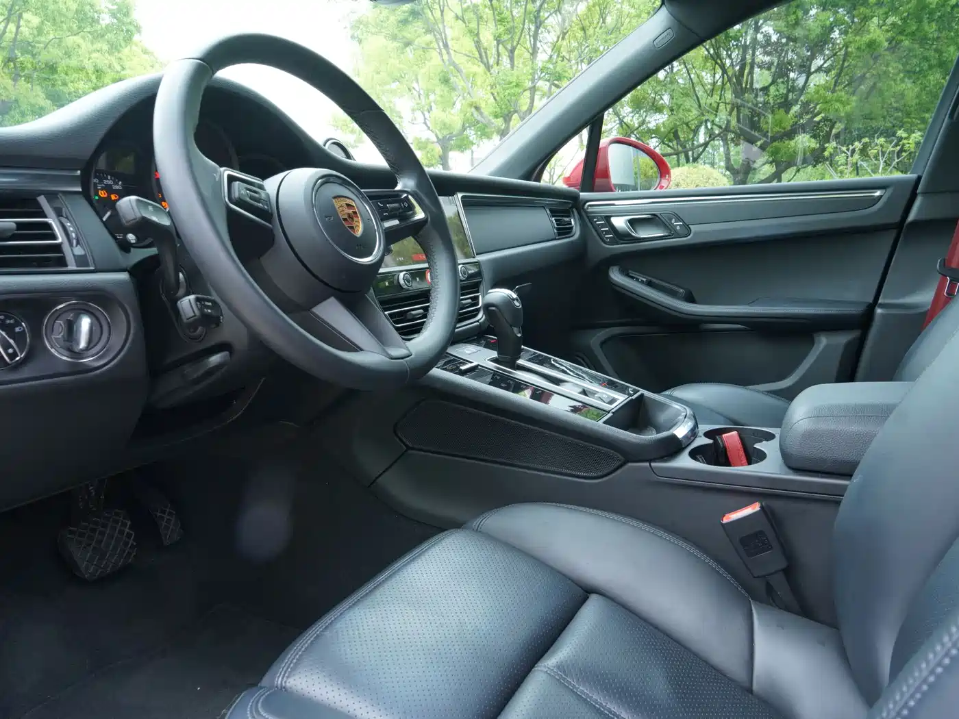 Porsche Macan 2020 Macan 2.0T фото 15