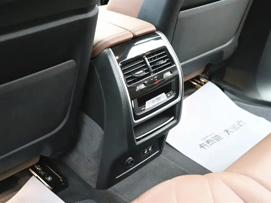 BMW X7 2023 xDrive40i Leading Luxury Package фото 22