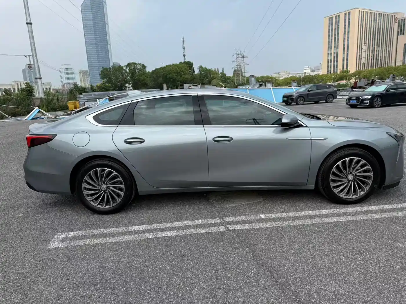 Buick LaCrosse 2023 28T Premium Edition фото 3