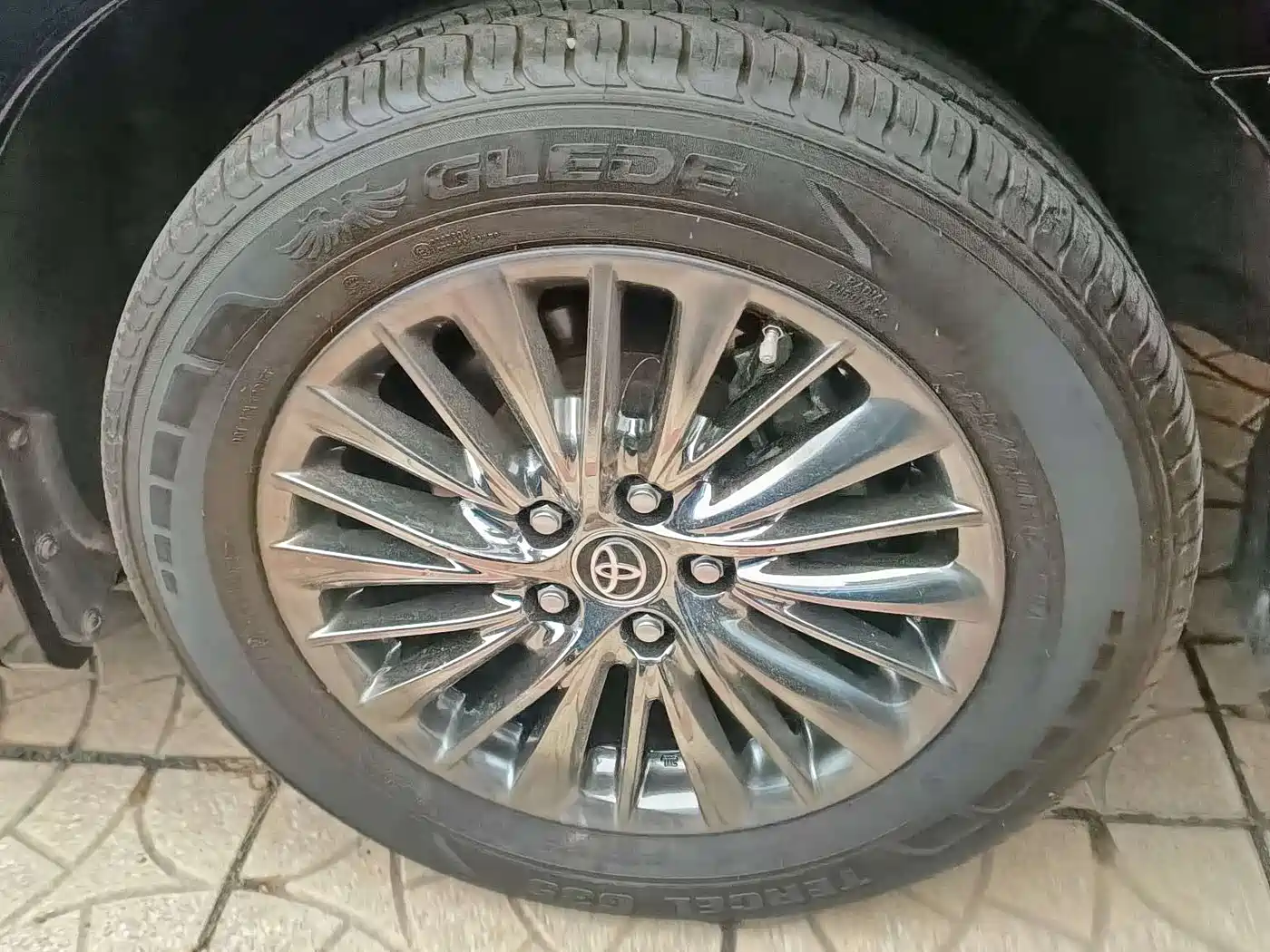 Toyota Vellfire 2021 Crown Hybrid 2.5L HV Supreme Edition фото 23