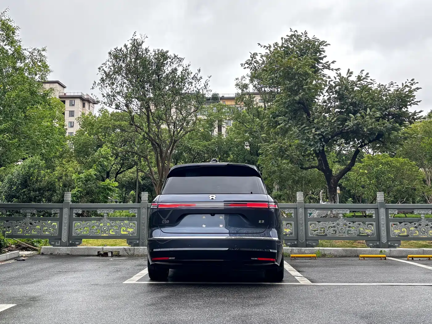 NIO ES8 2026 2025 Model 6-Seat Executive Luxury Edition