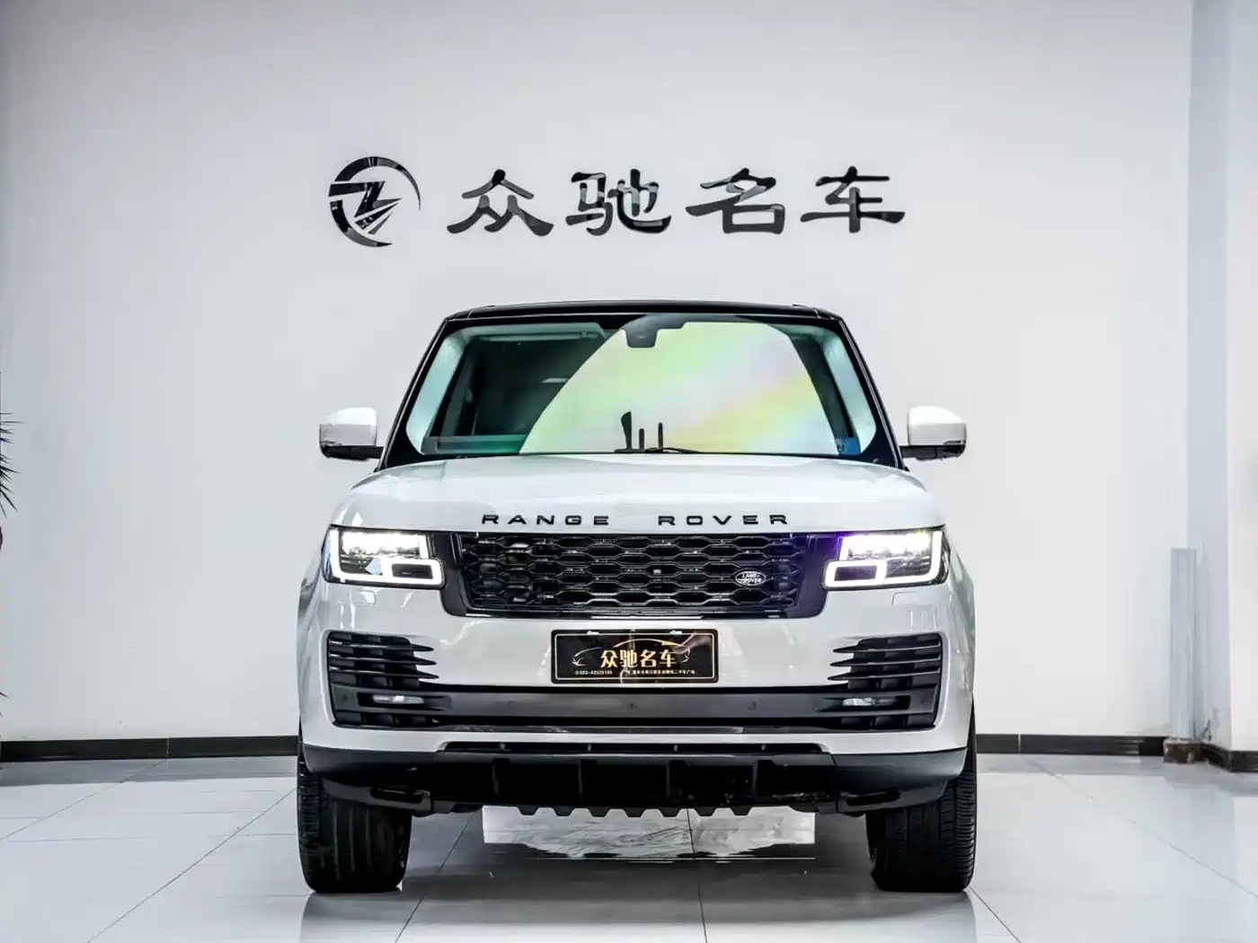 Land Rover Range Rover 2015 3.0 TDV6 Vogue фото 2