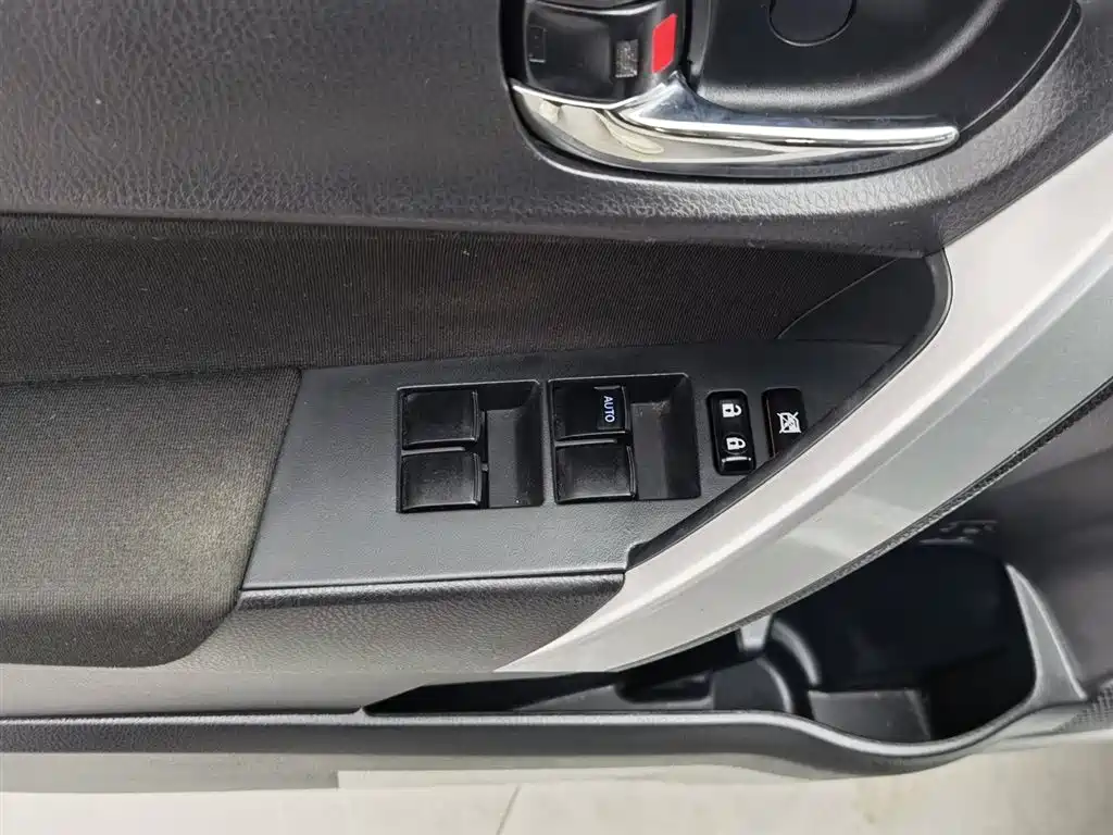 Toyota Levin Twin Engine E+ 2019 1.8PH GS E-CVT Elite Edition фото 9