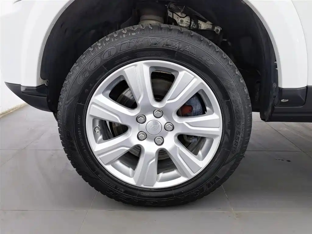Land Rover Discovery 2013 3.0 SDV6 HSE Diesel фото 17