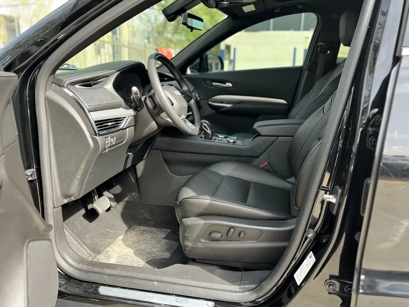 Cadillac XT4 2019 2018 28T FWD Leading Edition
