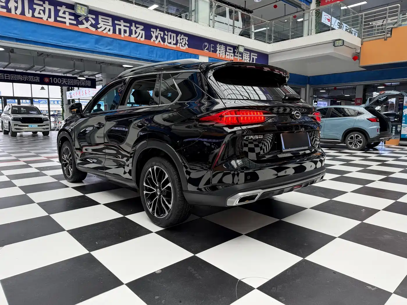 GAC Trumpchi Trumpchi GS4 PLUS 2021 270T Automatic Starlight Edition фото 16