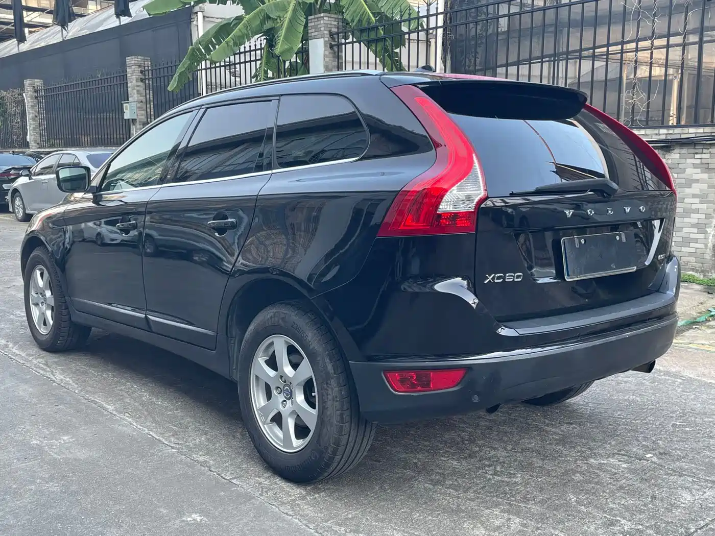 Volvo XC60 (Import) 2011 2011 2.0T Elegance Edition