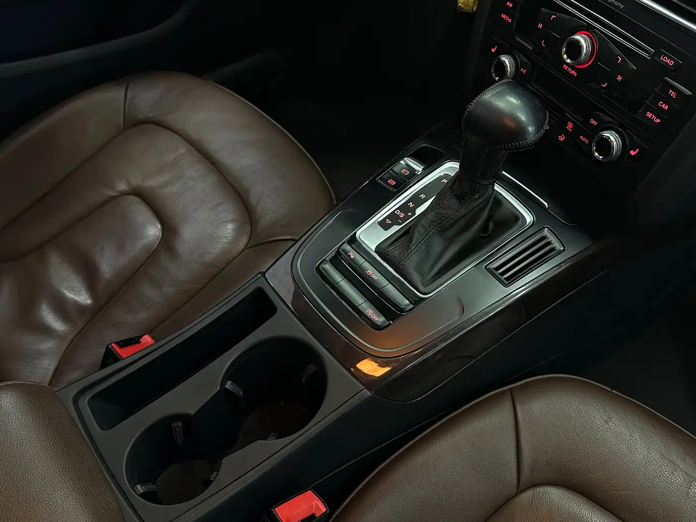 Audi A4L 2015 35 TFSI Auto Comfort фото 15