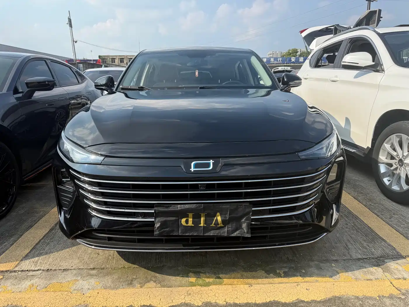 Фото 1 - Besturn B70
