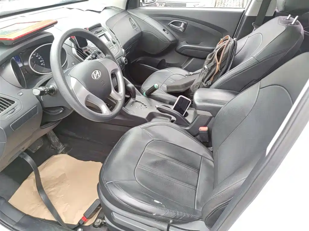 Hyundai Beijing Hyundai ix35 2015 2.0L Automatic 2WD Comfort China V фото 15
