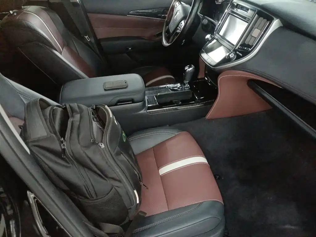 Toyota Crown 2017 2.0T Sport Edition фото 25