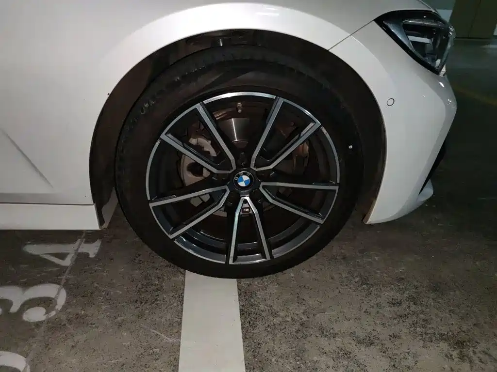 Фото 8 - BMW 3 Series