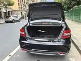 Фото 8 - Geely Vision