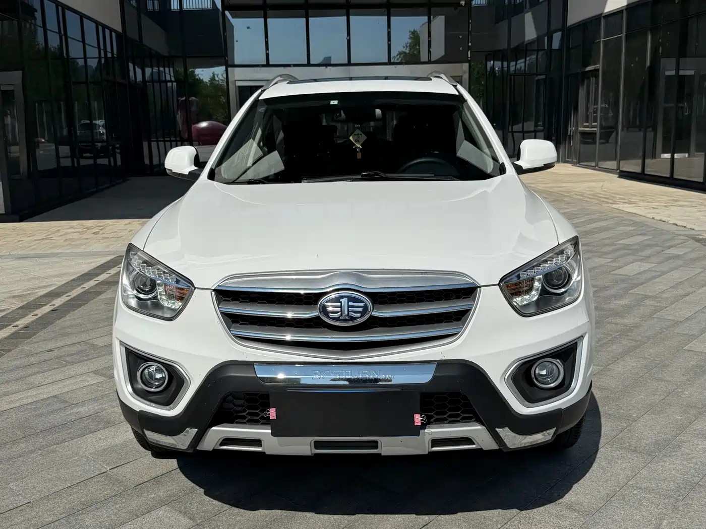 Besturn X80 2015 2015 2.0L Automatic Comfort