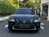 Фото 2 - Lexus ES