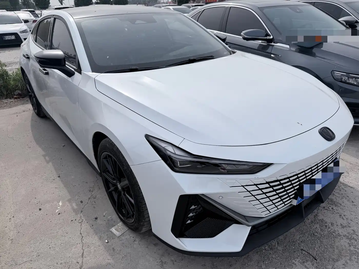CHANGAN UNI-V
